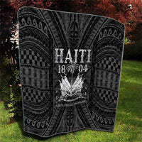 Black Haiti 1804 quilt with ornate borders and checkered bands around the balloon graphic