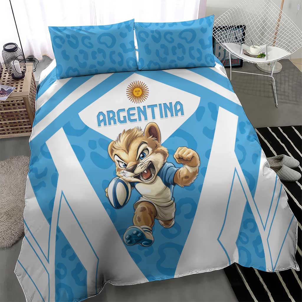 Blue and white Argentina bedding set, duvet with leopard mascot and two matching blue pillowcases.