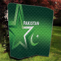 Green Pakistan quilt corner view, diamond quilting with “PAKISTAN” text and crescent star