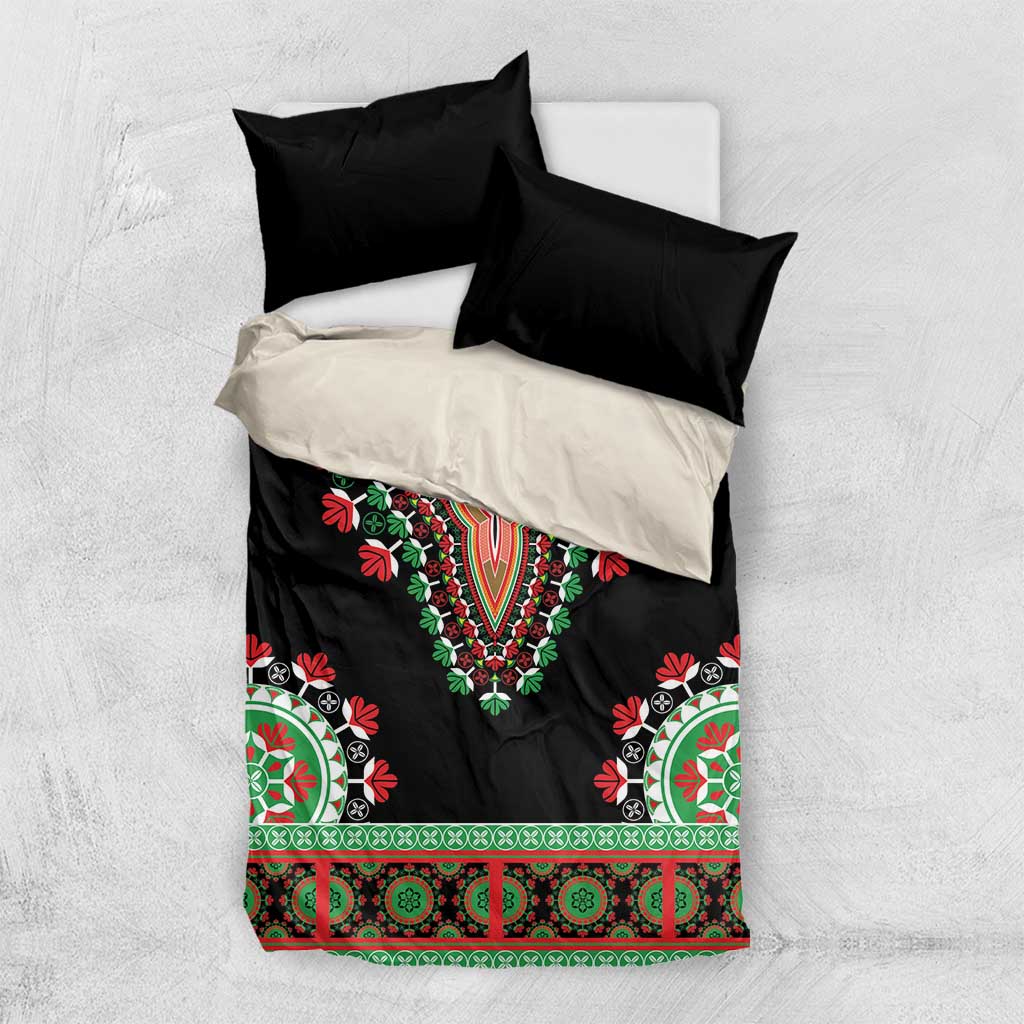 Black and white bedding set showing dashiki-style lion design with green/red patterned hem