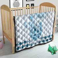 White quilt with blue Kentucky horse crest and diamond checker border