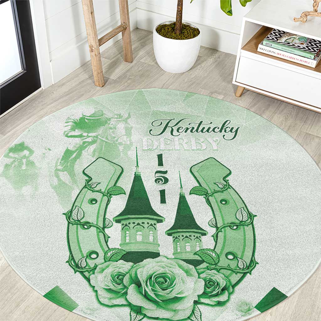 Green round carpet with Kentucky Derby graphic and symmetrical horseshoe floral design