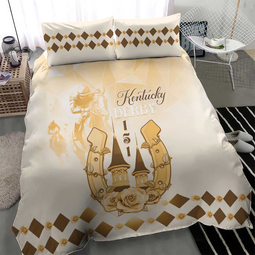 Beige bedding set with gold horse-racing crest, rose and diamond border on quilt