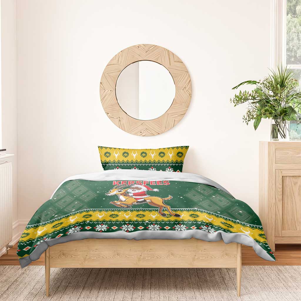Green Christmas bedding set on wooden bed, Santa riding springbok and geometric border