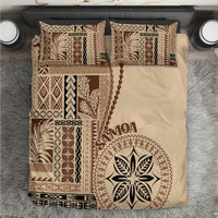 Beige Samoa siapo motif bedding set with brown geometric patterns and leaf emblem