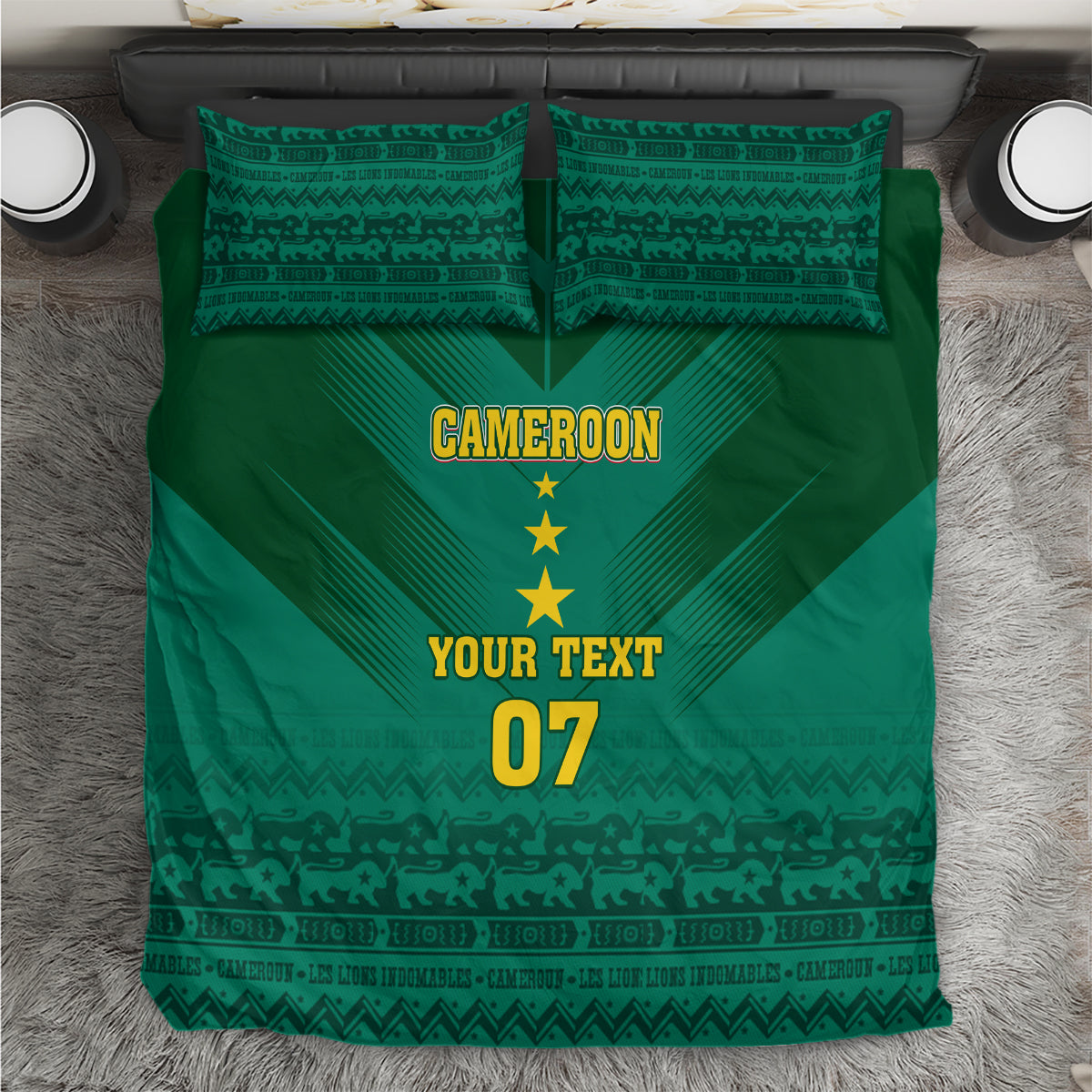 Green Cameroon duvet and pillowcases on gray rug; crest and '07' centered