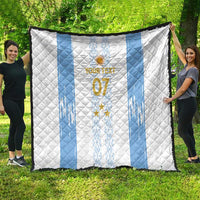 Full view quilt: white with light-blue vertical stripes, crest, stars, and “YOUR TEXT 07”.