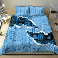 Turquoise and blue Christmas bedding set with map-like pattern comforter and pillowcases
