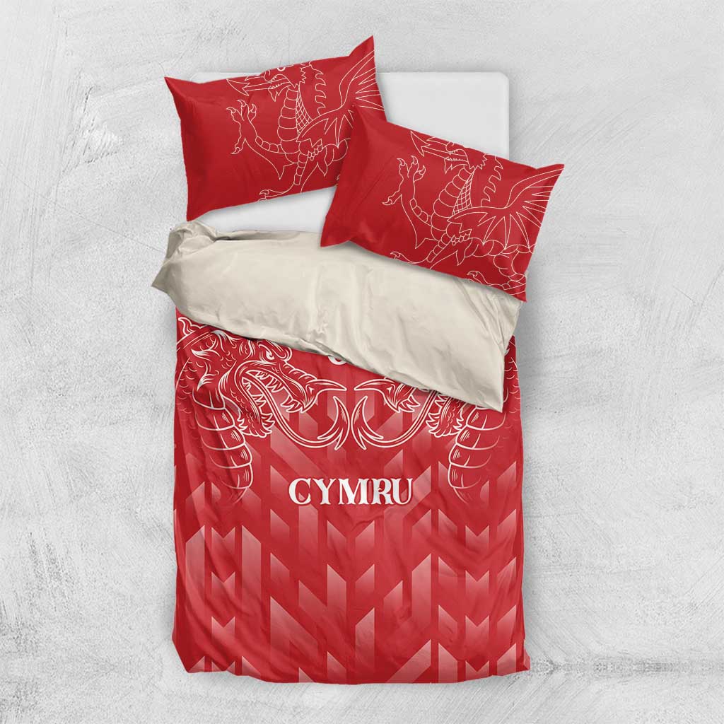Red bedding set laid flat: dragon crest design with “CYMRU” and “YOUR TEXT 07”