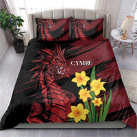 Black bedding set with red dragon artwork, yellow daffodils, and centered 'CYMRU' text.