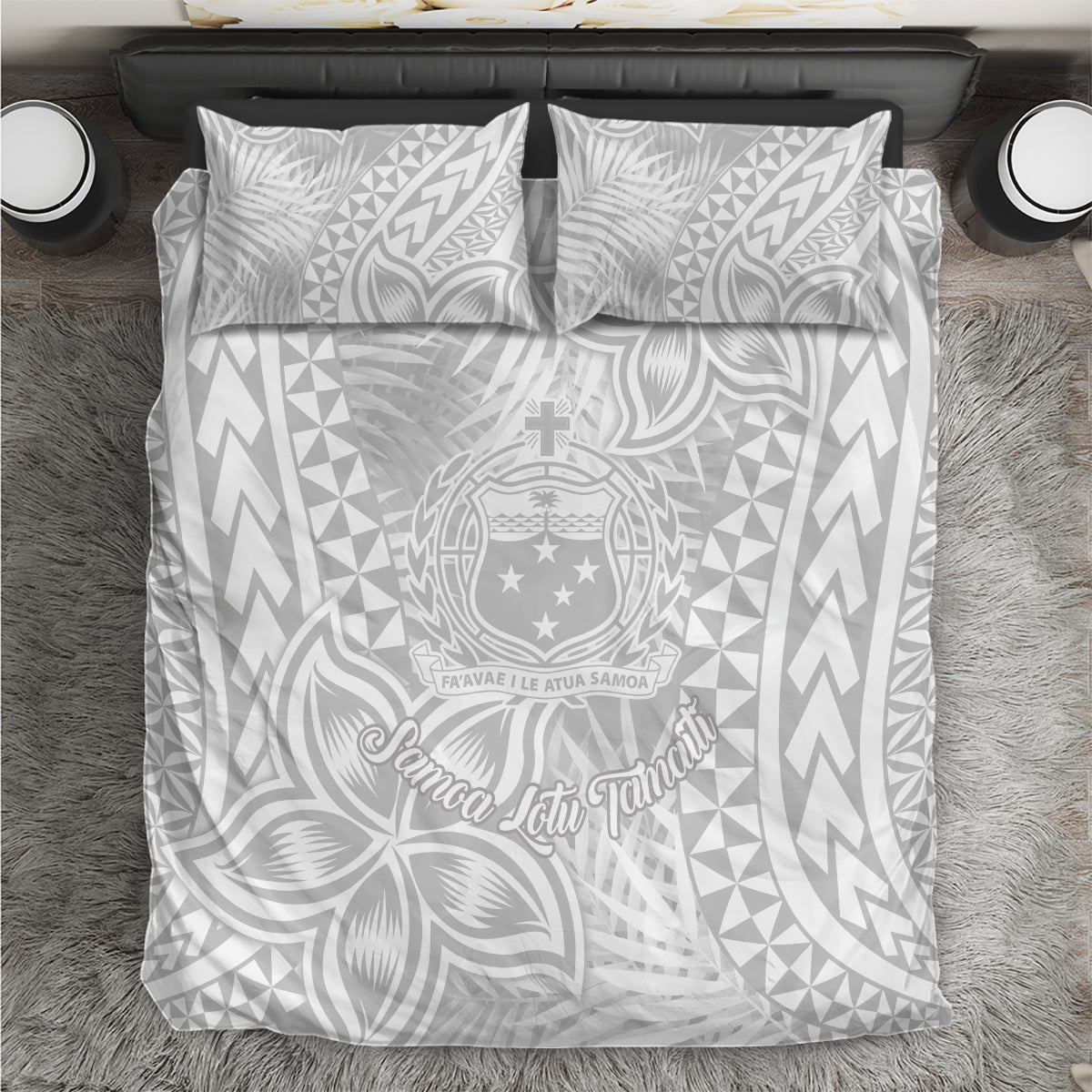 White tropical Polynesian bedding set with geometric and floral print, includes duvet and pillowcases