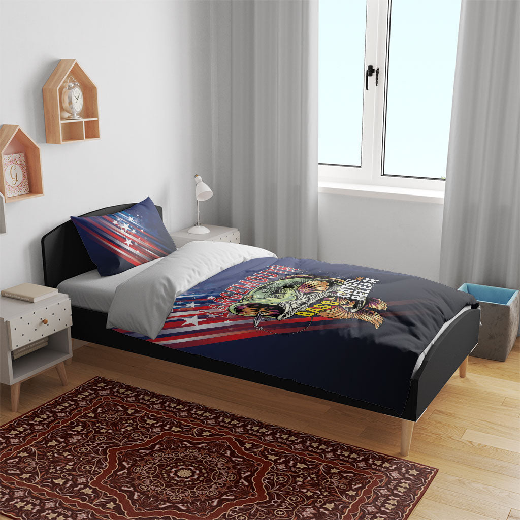Largemouth Bass Fishing Bedding Set American Flag