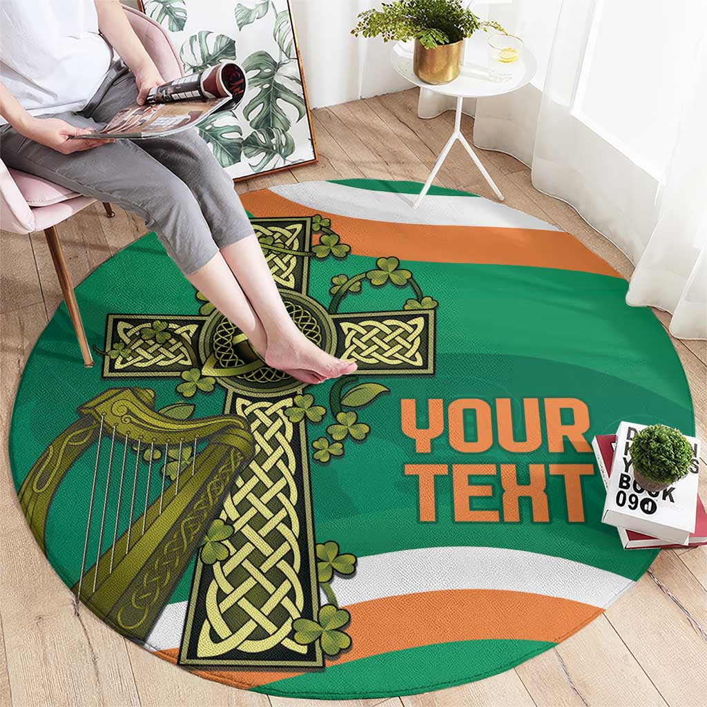 Round green rug showing Celtic harp and knot design with “YOUR TEHT”
