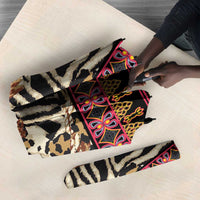 Cameroon Toghu Umbrella Wild Animal Skins Seamless Pattern