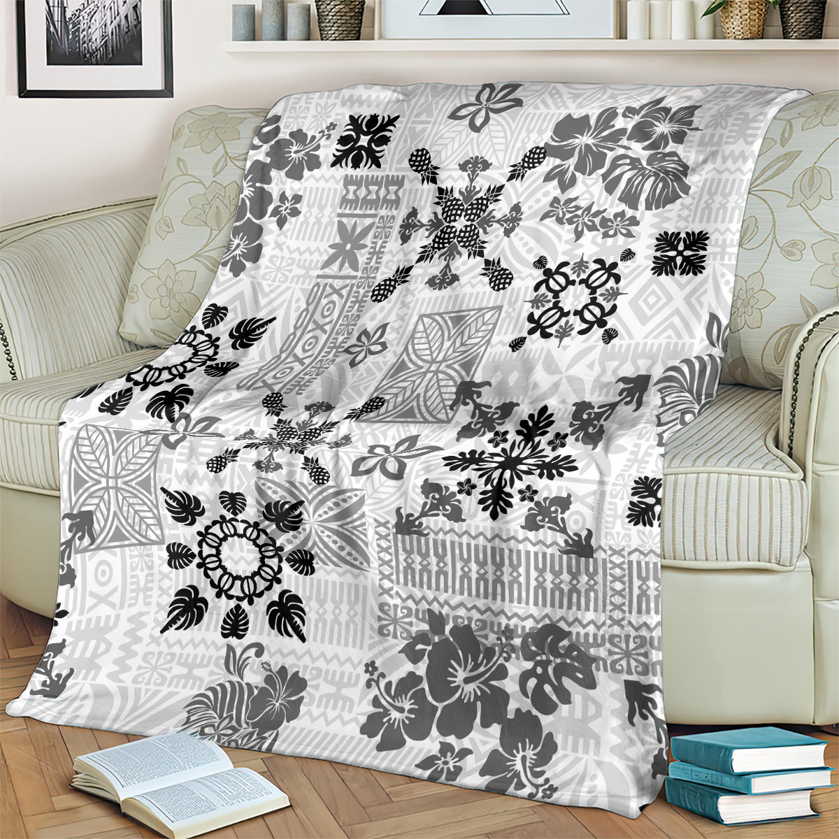Black and white Hawaiian quilt throw blanket with tapa tribal floral pattern