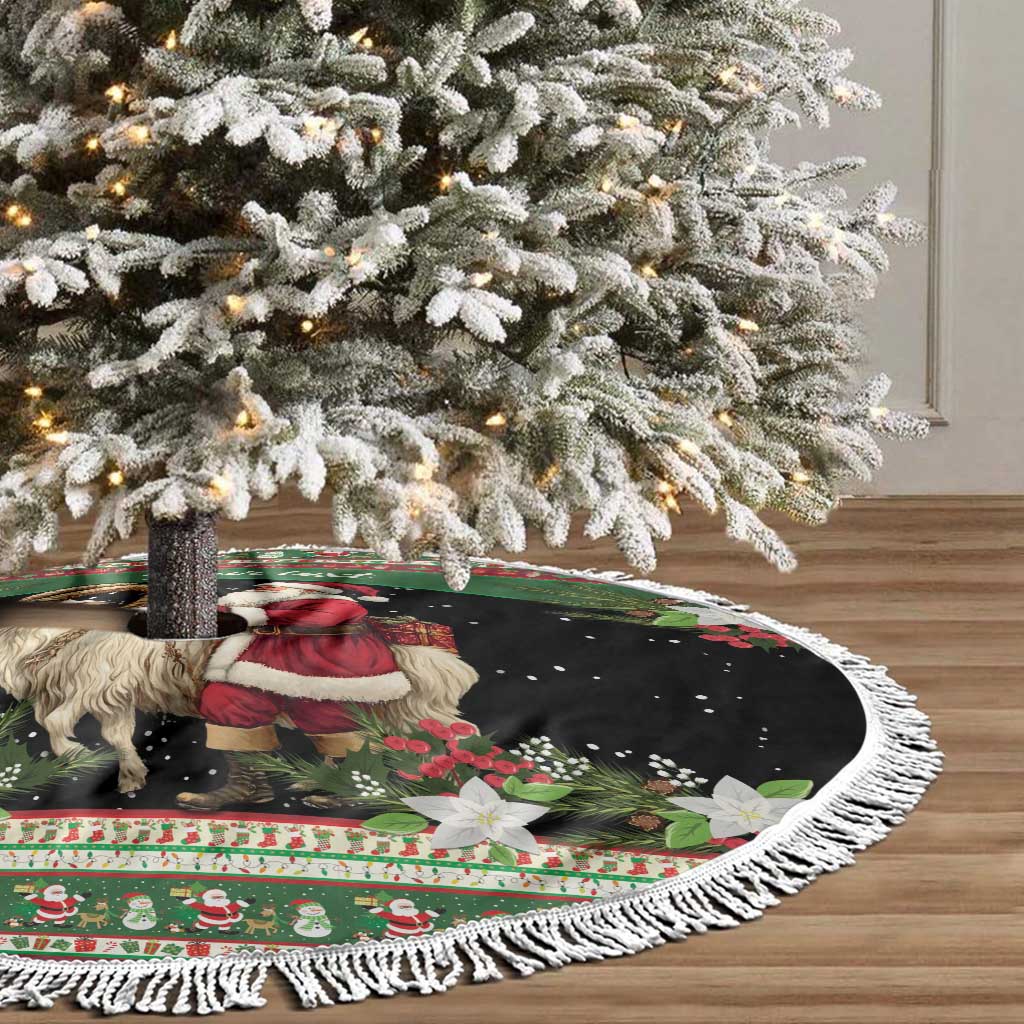 Round tree skirt with white fringe featuring goat and Santa over green and dark panels