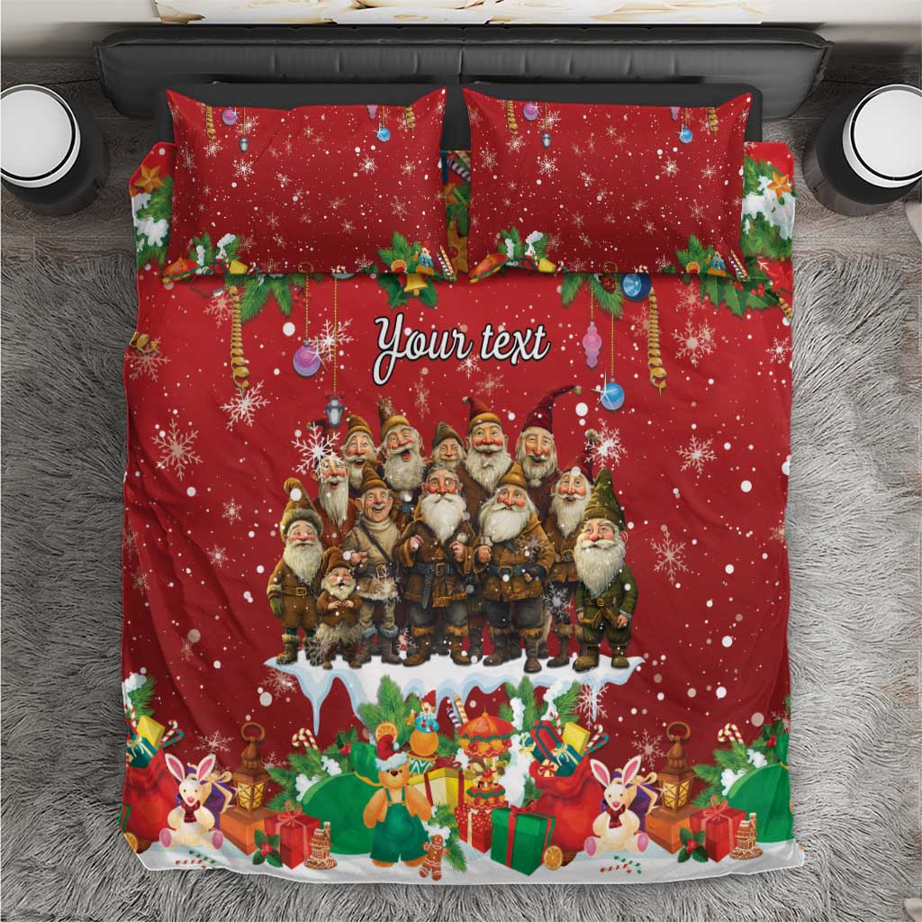 Red Christmas-themed duvet cover and pillowcases set with holiday character print