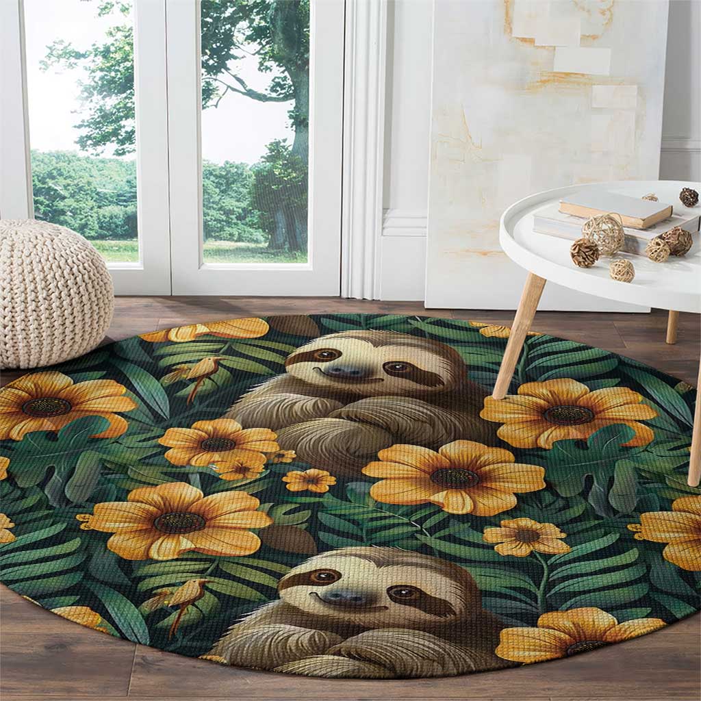 Green round rug featuring sloths and yellow flowers on a leafy tropical pattern.