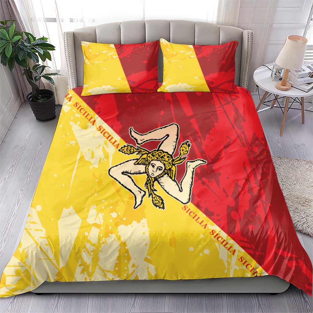 La Bandiera Sicilia quilt bedding set with yellow-and-red design and two matching pillowcases