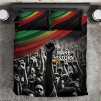 Black bedding set with 2 pillowcases and crowd portrait duvet, green red yellow stripe bands