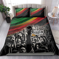 Black bedding set with two pillowcases, crowd portrait duvet and green-red stripe bands