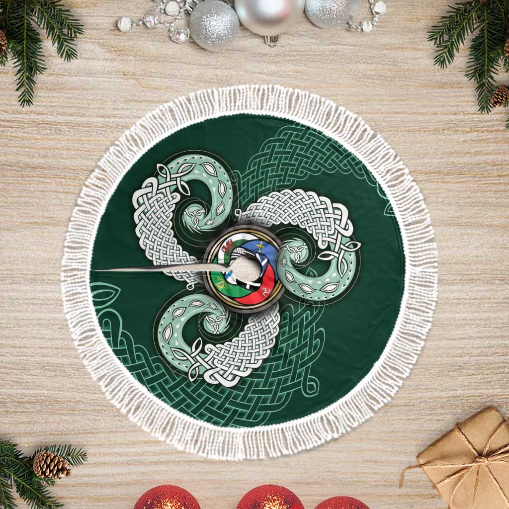 Six Celtic Countries Heritage Tree Skirt Green Celtic Knot Triskelion - Wonder Print Shop
