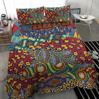 Red bedding duvet with two pillowcases, intricate animal-skin style graphic design