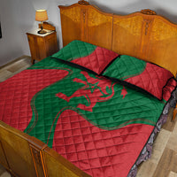 Morocco flag color quilt bed set with red-and-green quilt, lion emblem, and two pillow shams