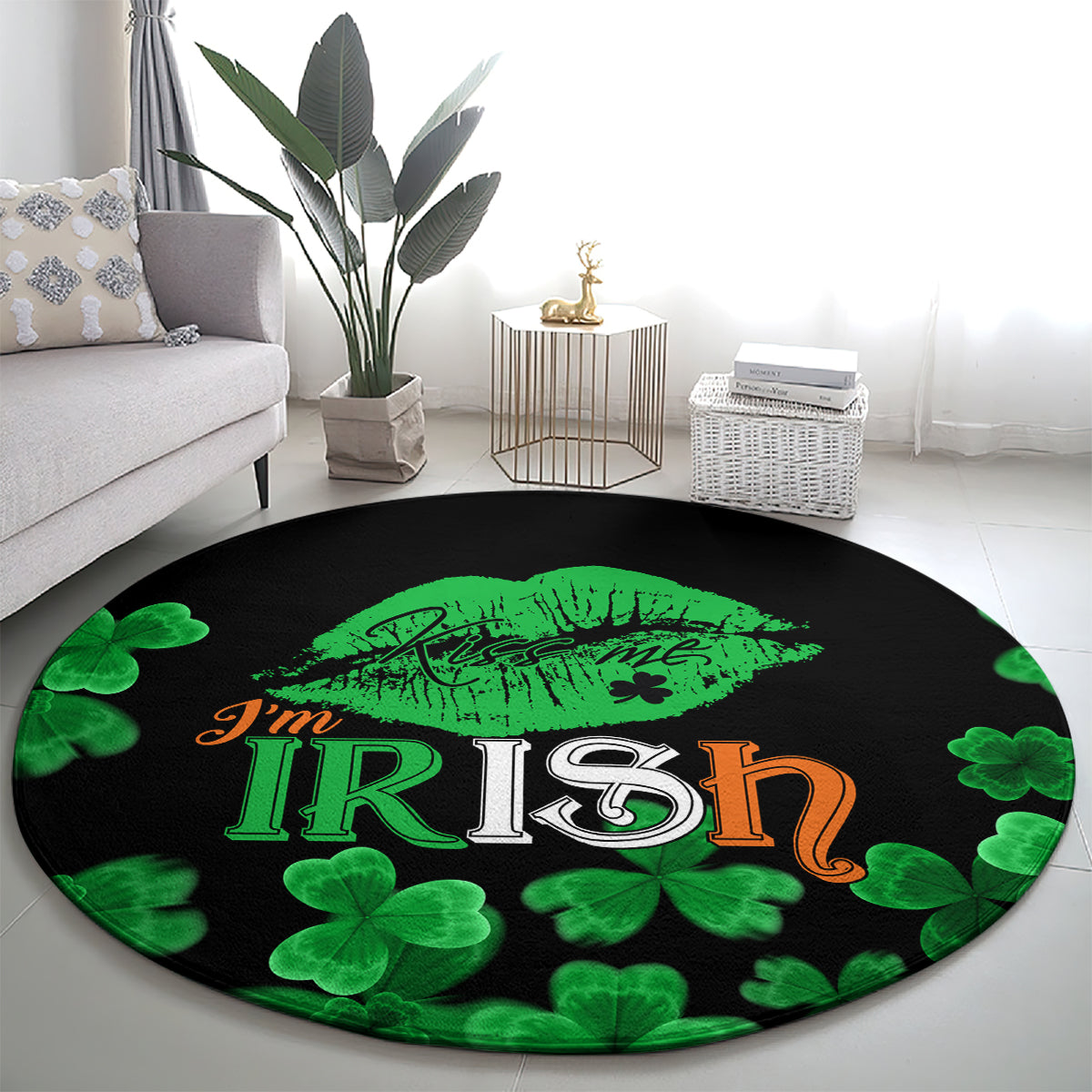 Black oval-style round rug with green kiss-lips design, “I’m Irish” lettering, and clovers