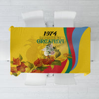 Gold Independence Day tablecloth with flag-style print and floral accents