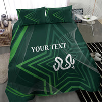 Green bedding set with duvet and two pillowcases, star design and "YOUR TEXT"