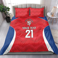 Red double duvet cover set with two pillows, rugby jersey print with number 21 and blue trim
