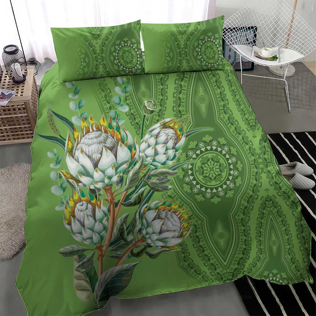 Green bedding set with large protea print and paisley-style ornamental panel