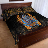 Black quilt bed set featuring Anubis on a gold circle medallion