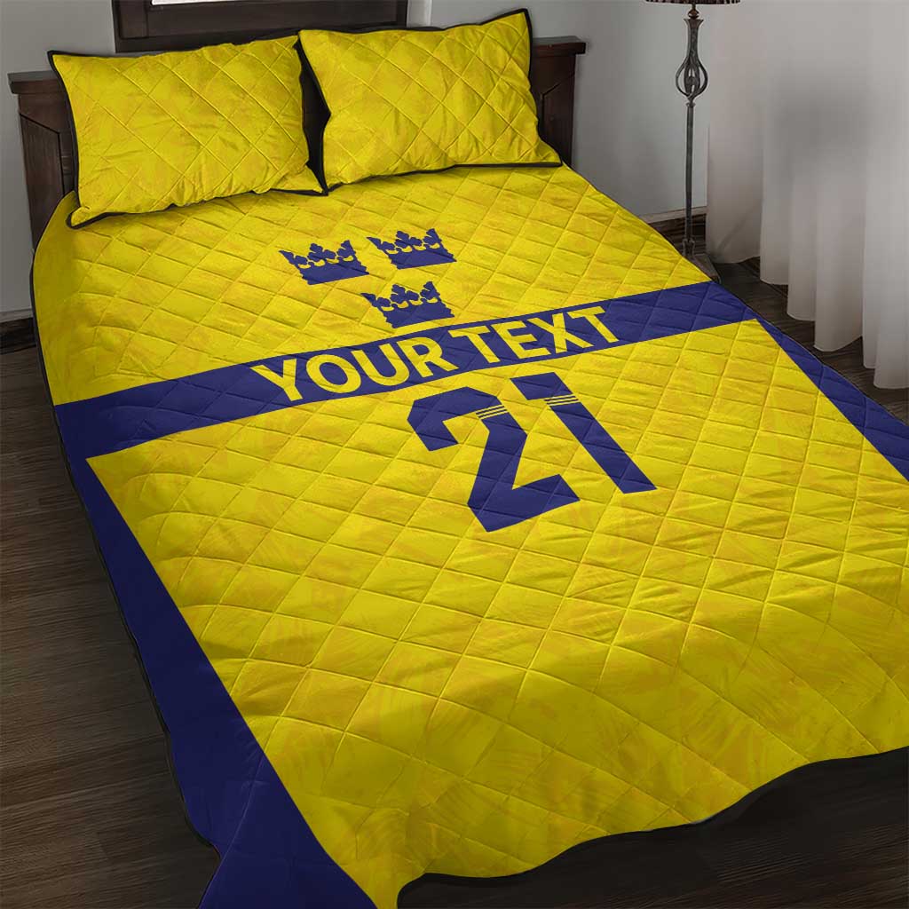 Sweden Rugby Custom Quilt Bed Set Three Crowns of Sweden Gold Pattern