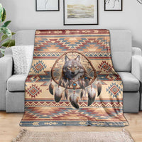 Wolf dreamcatcher patterned throw blanket with zigzag and diamond motifs
