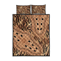 Quilt bed set with beige and brown tiger-stripe dashiki pattern and two matching pillows