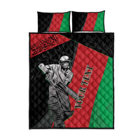 Cricket quilt bed set, black-red-green quilt with player print and two matching pillows