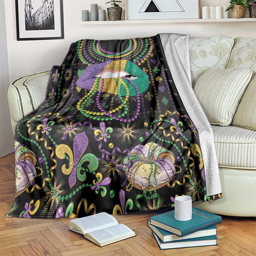 Mardi Gras Lips Queen Beads Blanket