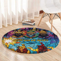 Round stained glass style carpet with king portraits and “FELIZ DIA DE REYES”
