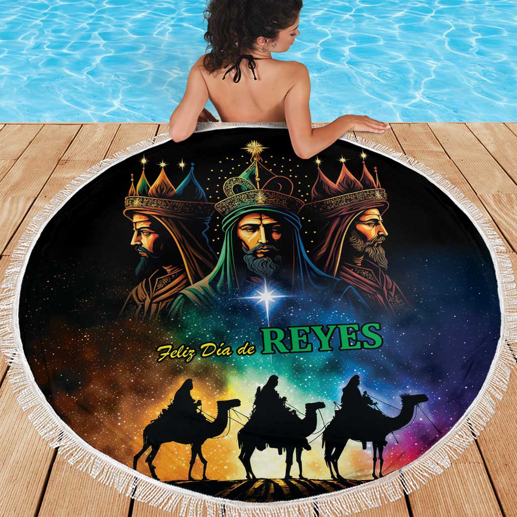 Black round beach blanket with fringe showing Three Kings silhouettes under starry glow and “REYES”