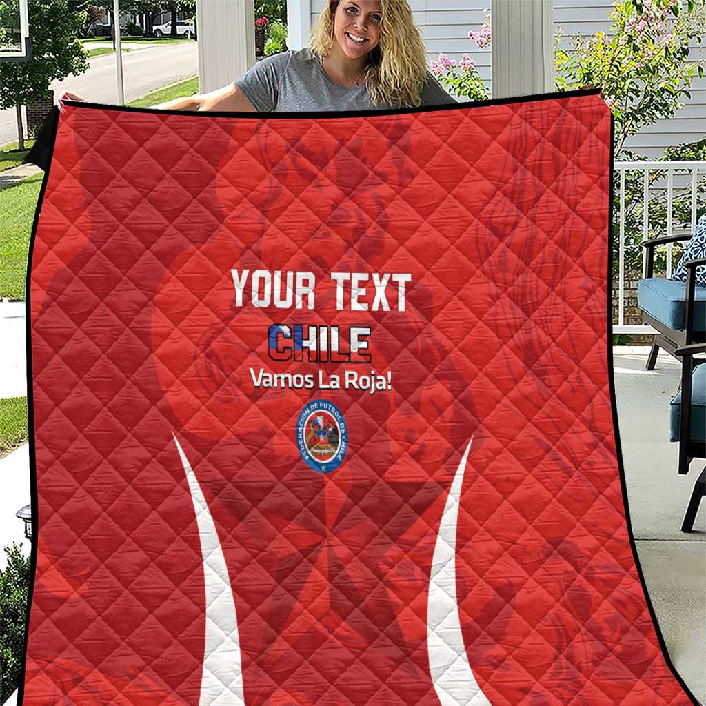 Red quilt with diamond quilting, YOUR TEXT, Chile crest, and "Vamos La Roja"