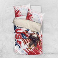 White duvet with eagle and grunge stars-and-stripes print, two coordinated pillowcases