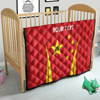 Red quilt with 'YOUR TEXT' and China flag badminton graphic, for crib bedding