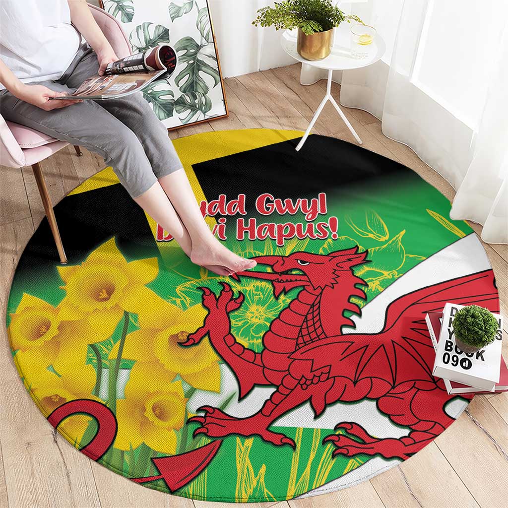 Round green rug with red dragon and yellow flowers, black border, flat view