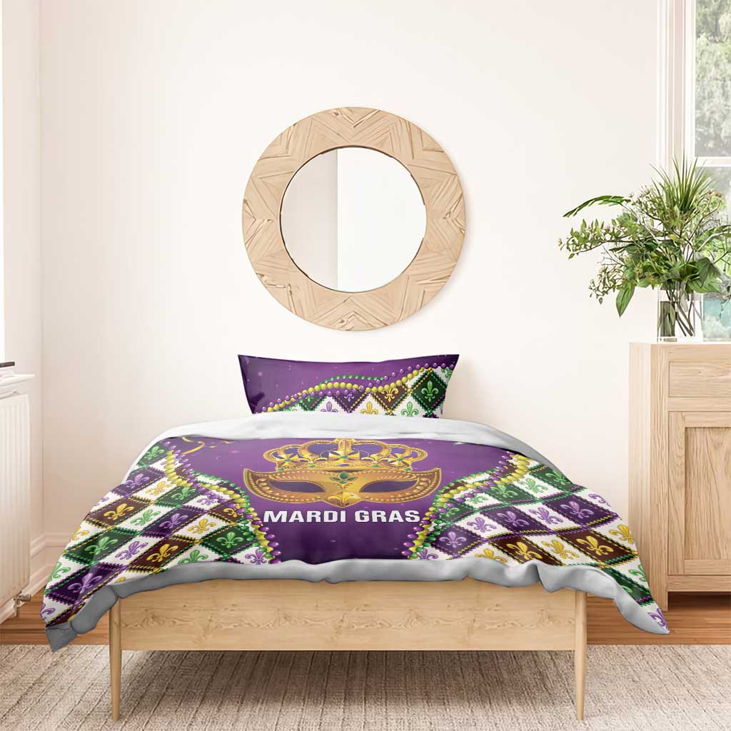 Purple king bedding set with gold crown mask, “MARDI GRAS” text, and fleur-de-lis diamond border