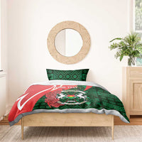 Personalized bedding set with red and green duvet cover and matching pillowcases, emblem pattern