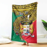 Benin leopard coat-of-arms blanket, green base with red panel and yellow border.