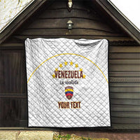 White quilt with diamond pattern showing Venezuela logo, “La Vinotinto” and “YOUR TEXT”