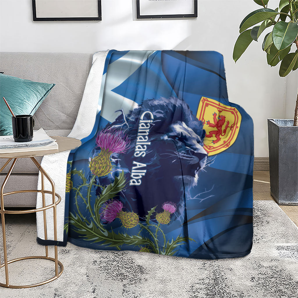Cianalas Alba Scotland Blanket Scottish Lion and Thistle Blue Version